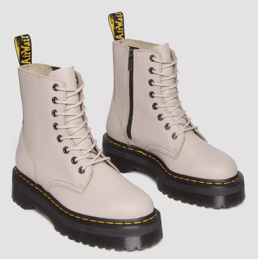 DR.MARTENS Jadon III Boot Pisa Leather Platforms